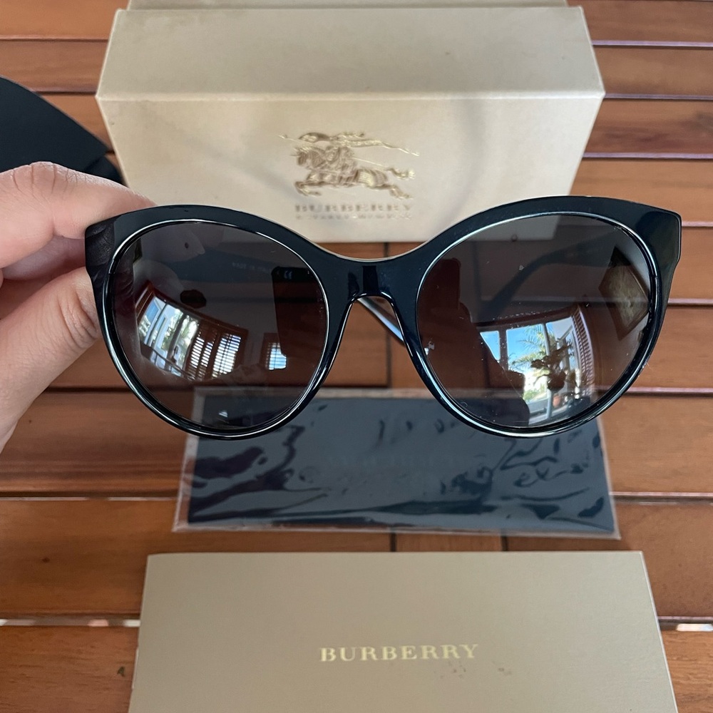 Burberry Black Designer Sunglasses